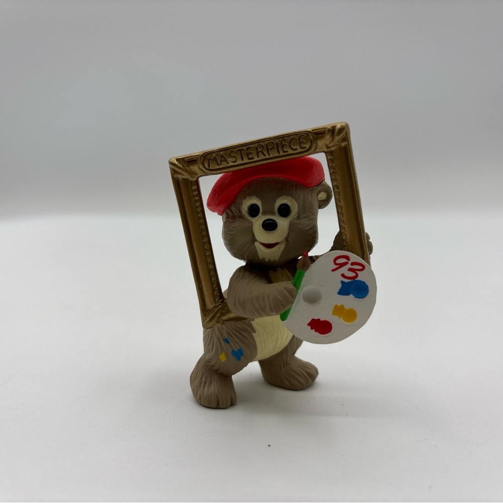 Hallmark Keepsake Ornament Dated 1993 Vintage Beary Gifted Handcrafted